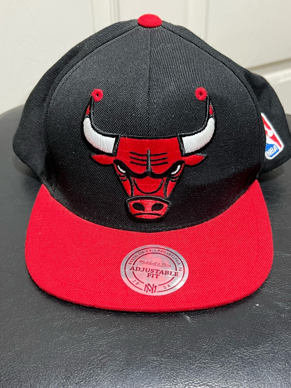 Mitchell & Ness Chicago Bulls Black and Red Snapback Hat